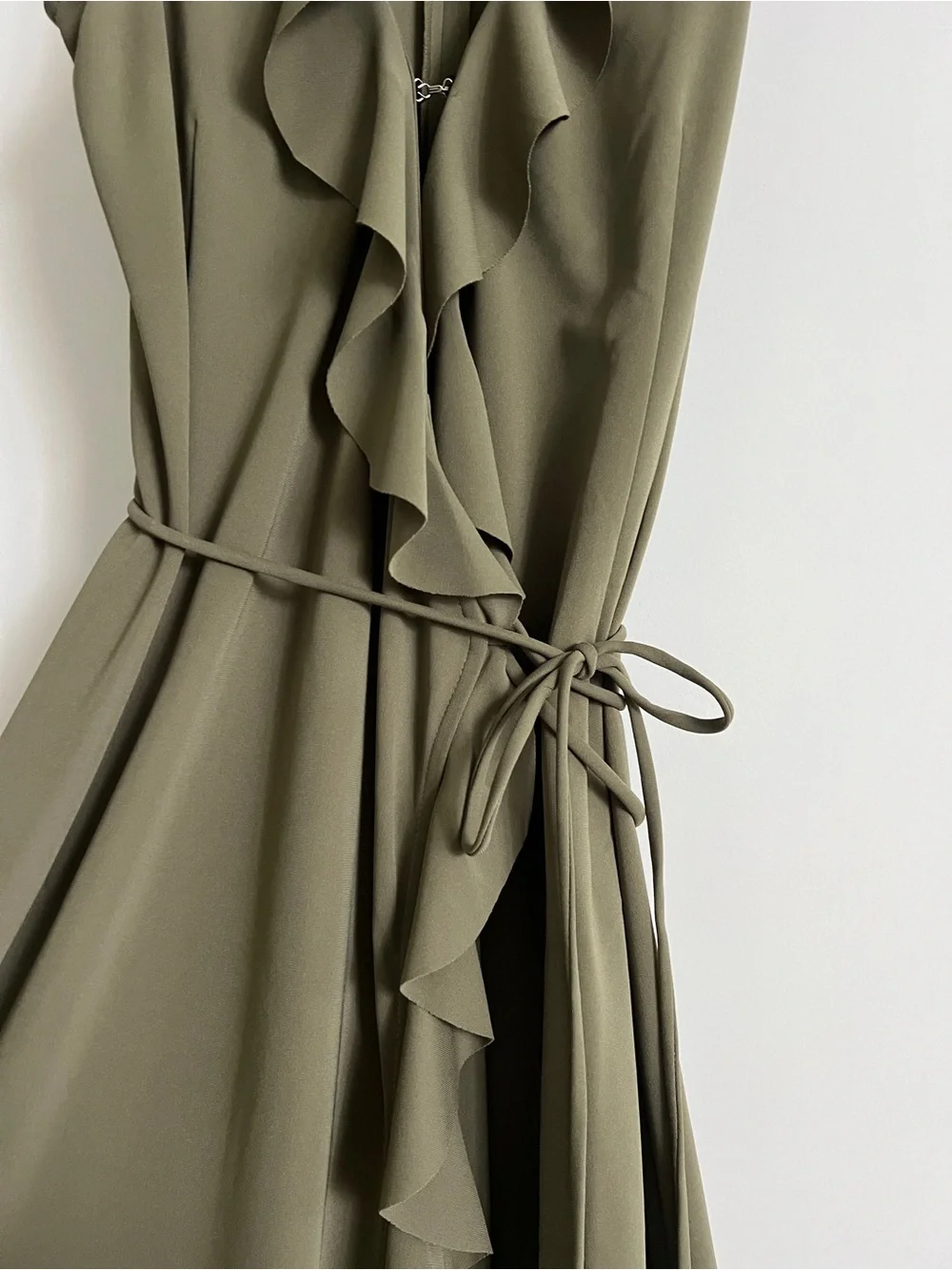 J.Crew Frost Olive Ruffle Wrap Dress Size Petite Small Sleeveless Knee Length